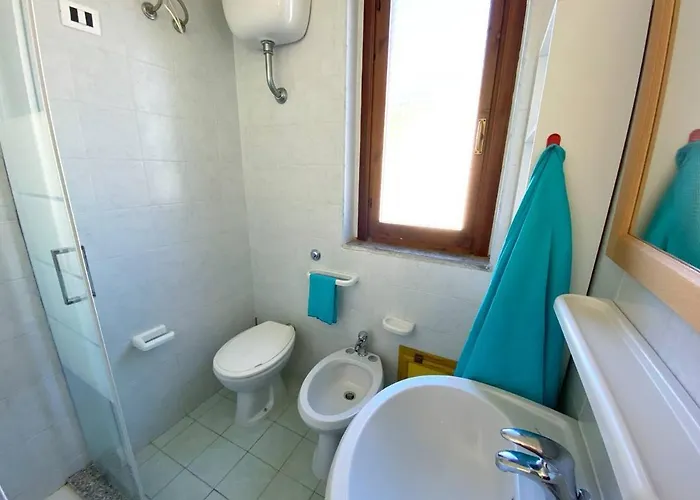 Paradise Flat 48-49 - View, Garden & Parking - 200M Beach Apartman