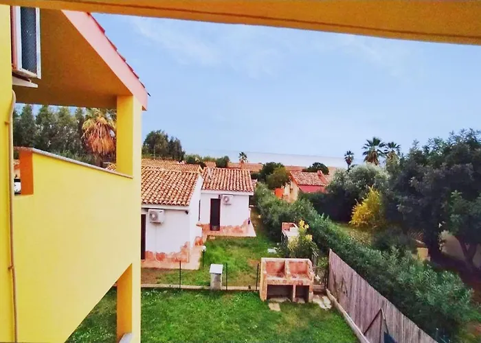 Apartman Paradise Flat 48-49 - View, Garden & Parking - 200M Beach *