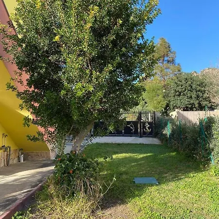 דירה Paradise Flat - View, Garden & Parking קוסטה ריי